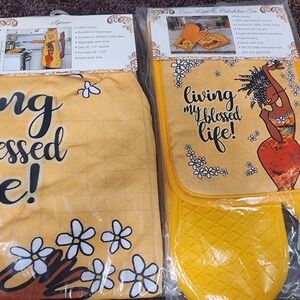 Apron and Oven Mitt Set